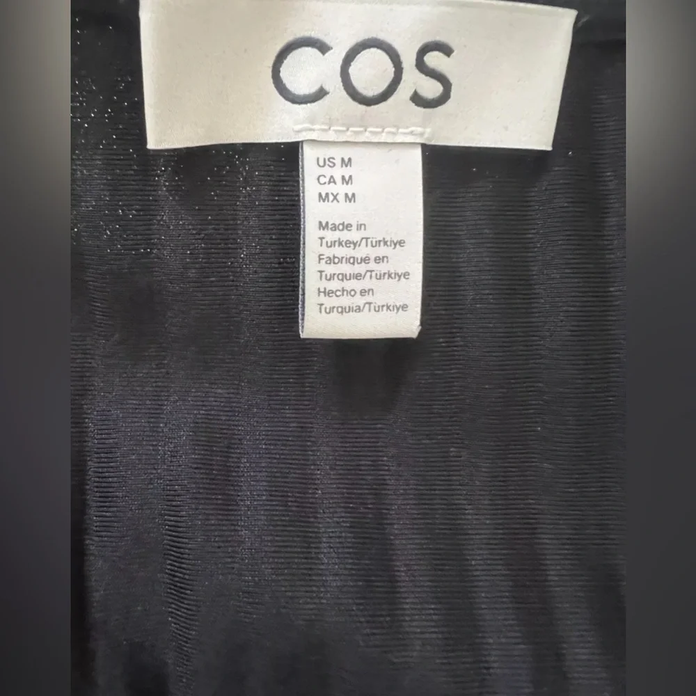 COS Pleated Short Sleeve Top Blouse, Size Medium, Black - Picture 9 of 10